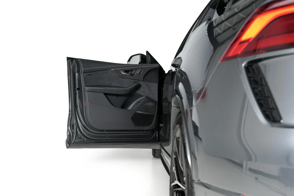 Audi RSQ8 – Image 18