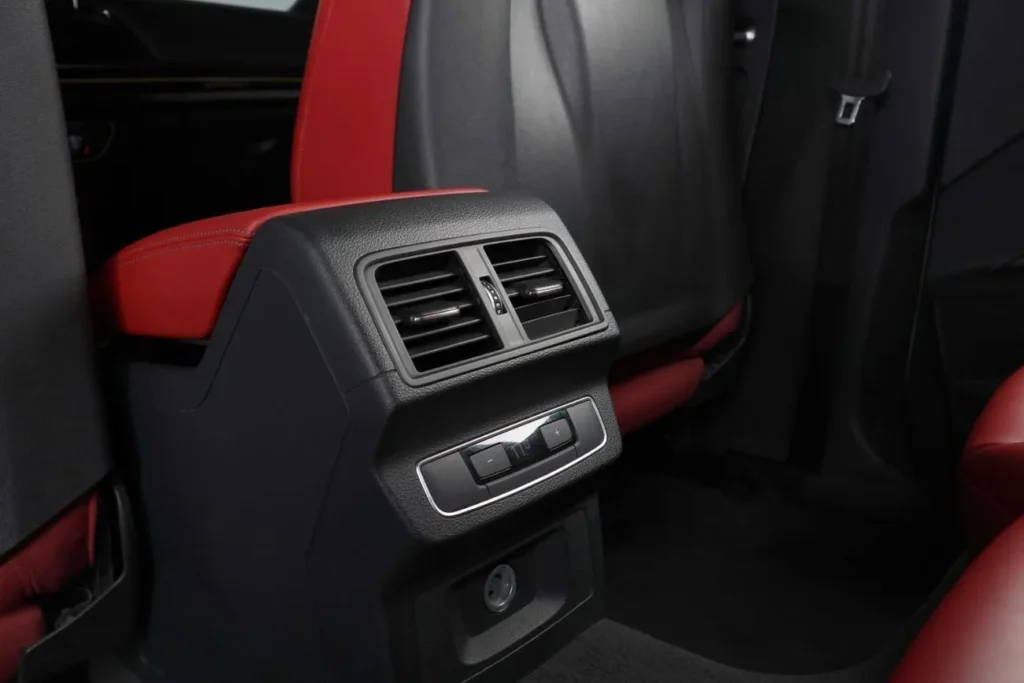 AUDI SQ5 QUATTRO SPORT PACKAGE Image