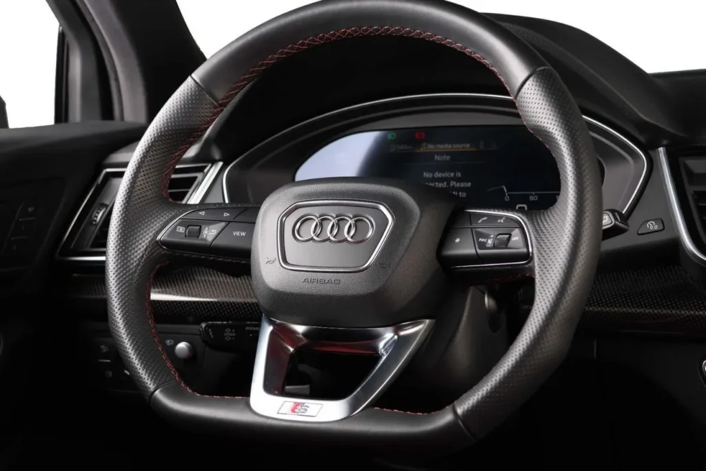 AUDI SQ5 QUATTRO SPORT PACKAGE Image