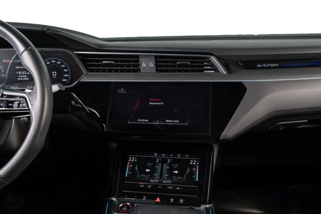 Audi E-Tron 50 Quattro Image