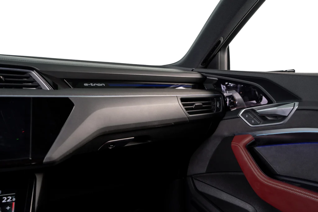 Audi E-Tron 50 Quattro Image