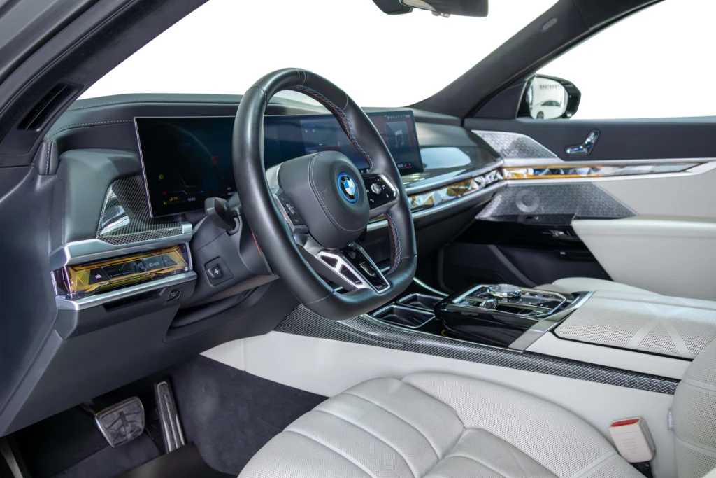 BMW M760E – Image 14