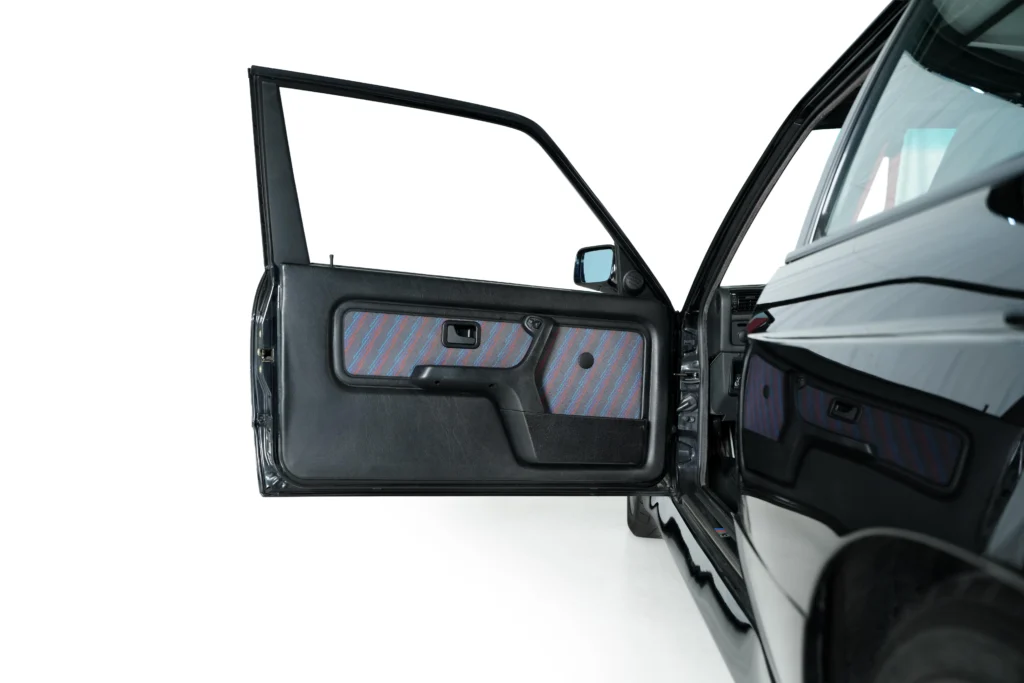 BMW E30 M3 Evolution III Image