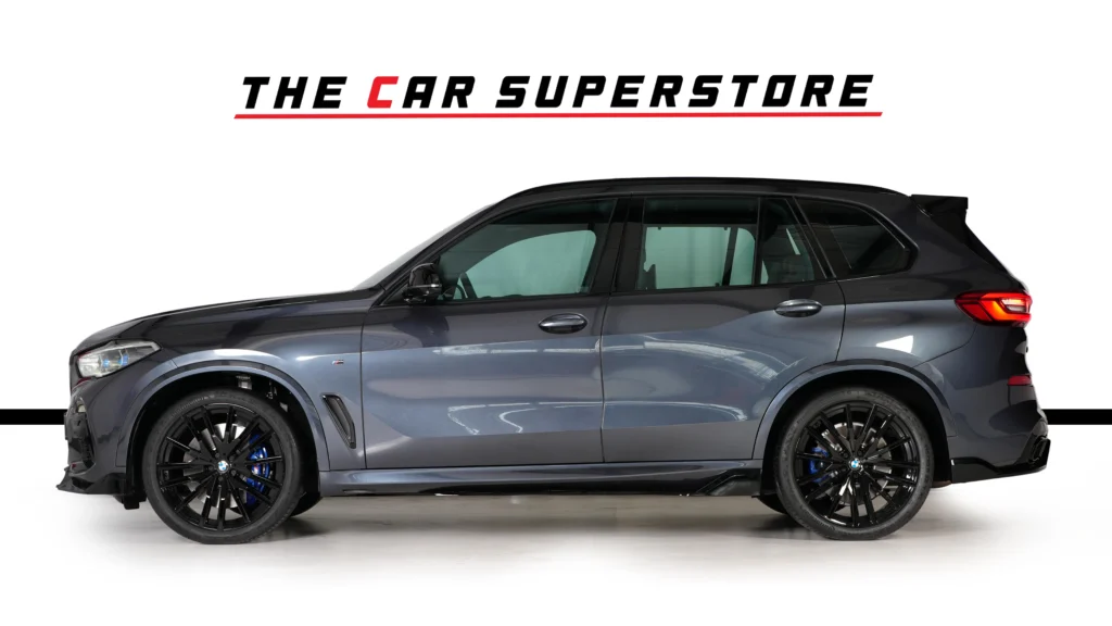 BMW X5 M50i Image