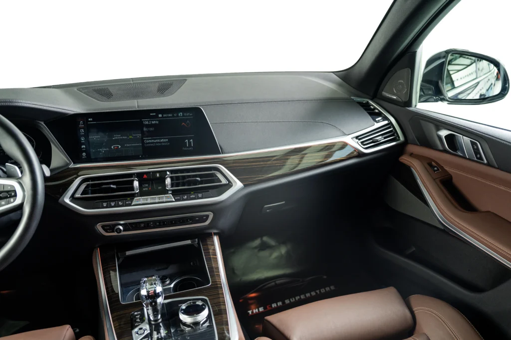 BMW X5 40i X-Drive Image