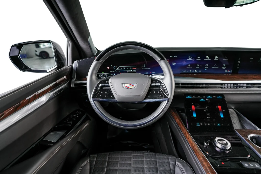 Cadillac Escalade ESV Image