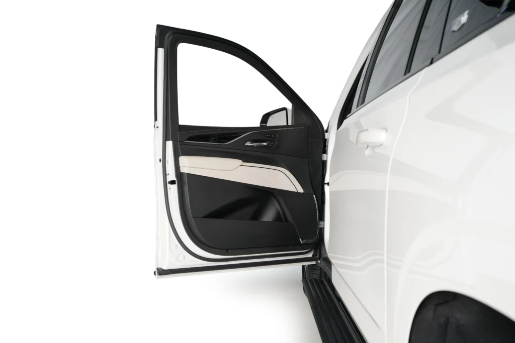 Cadillac Escalade – Image 19