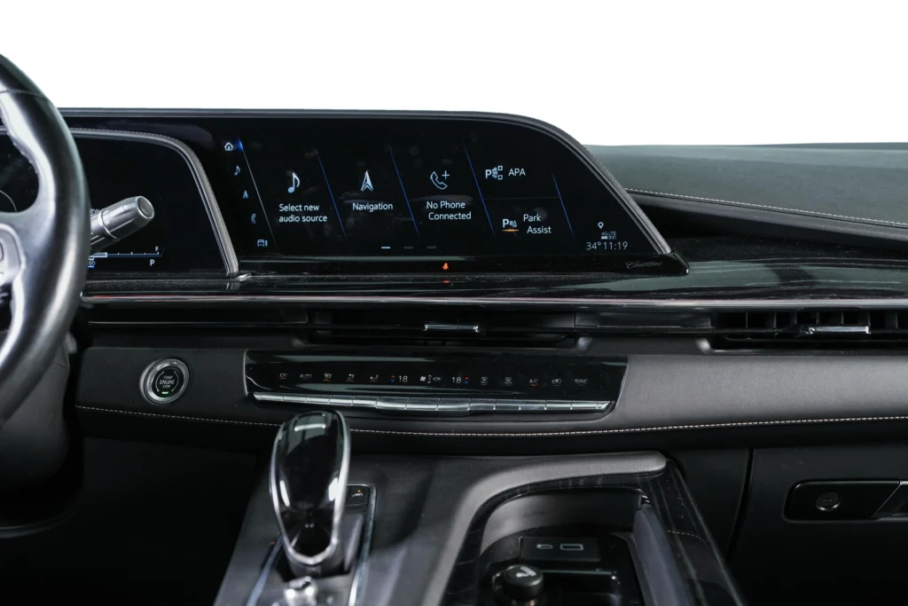 Cadillac Escalade – Image 11