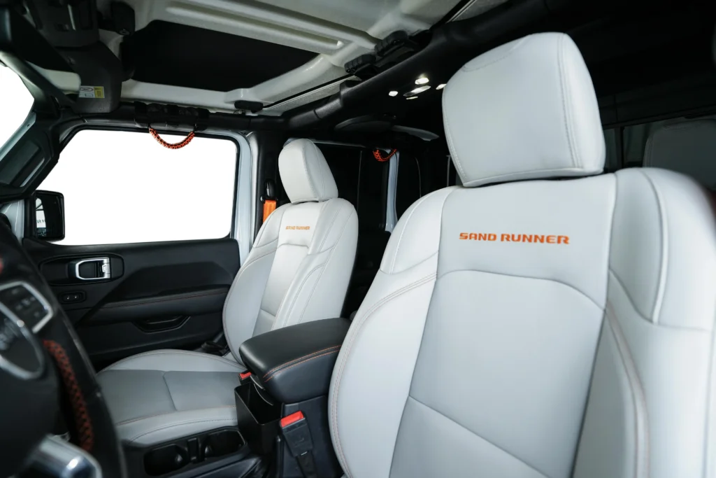 Jeep Wrangler Gladiator Sand Runner Image