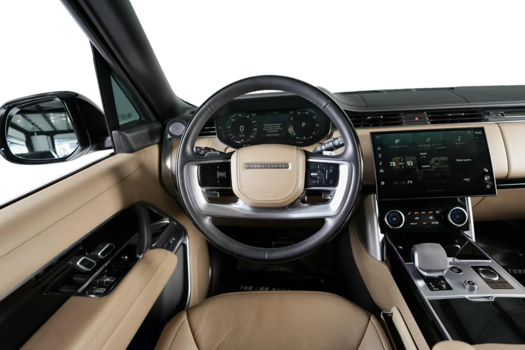 Land Rover Range Rover P530 Autobiography Image