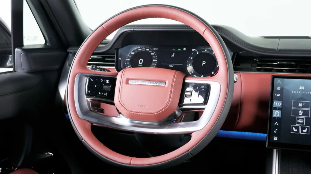 Land Rover Range Rover SV Image
