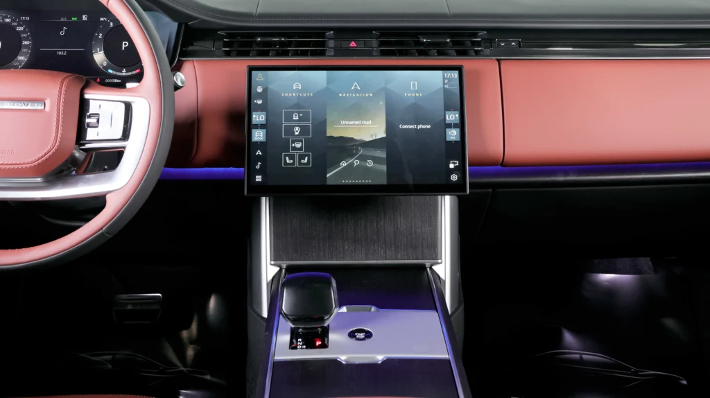 Land Rover Range Rover SV Image