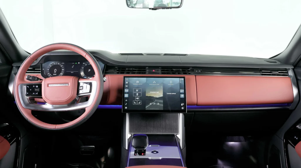 Land Rover Range Rover SV Image