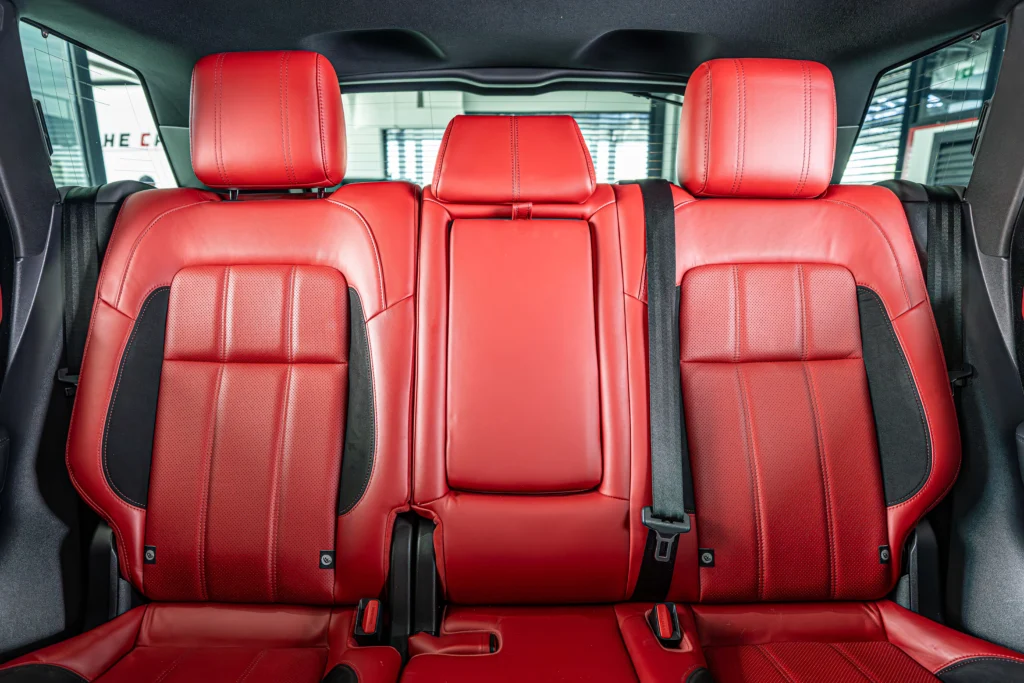 Range Rover Sport V8 Dynamic Image