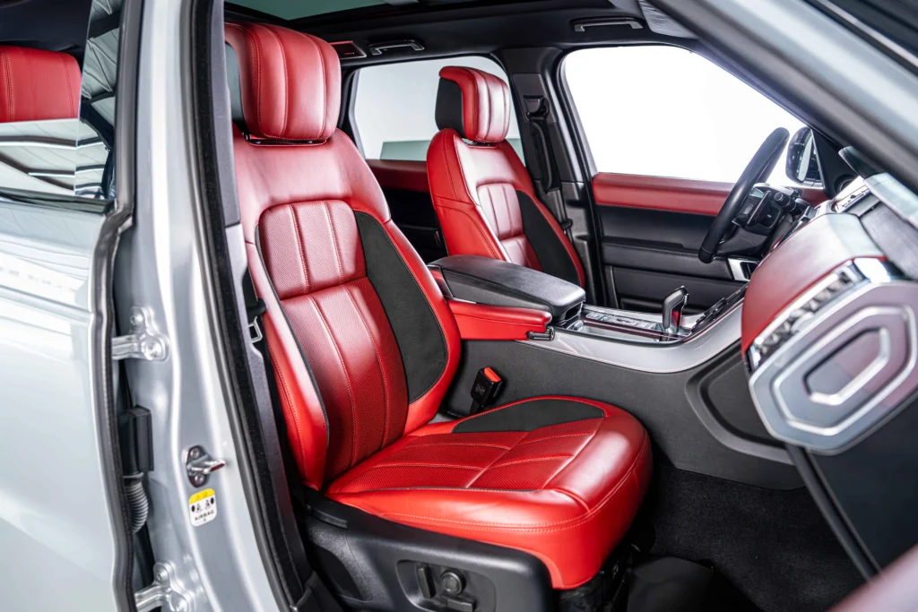 Range Rover Sport HSE Dynamic Image