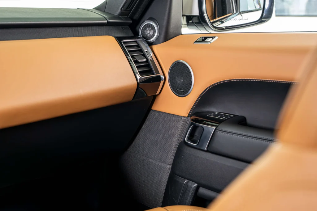 Range Rover Sport HSE Dynamic Image