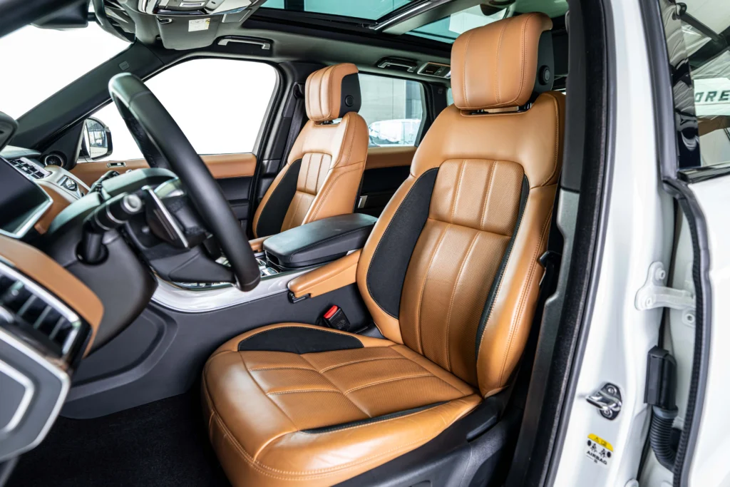Range Rover Sport HSE Dynamic Image