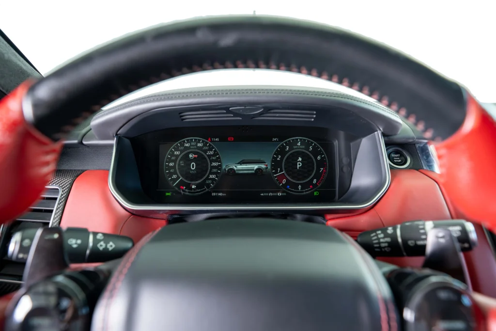 Range Rover Sport SVR Ultimate Edition Image