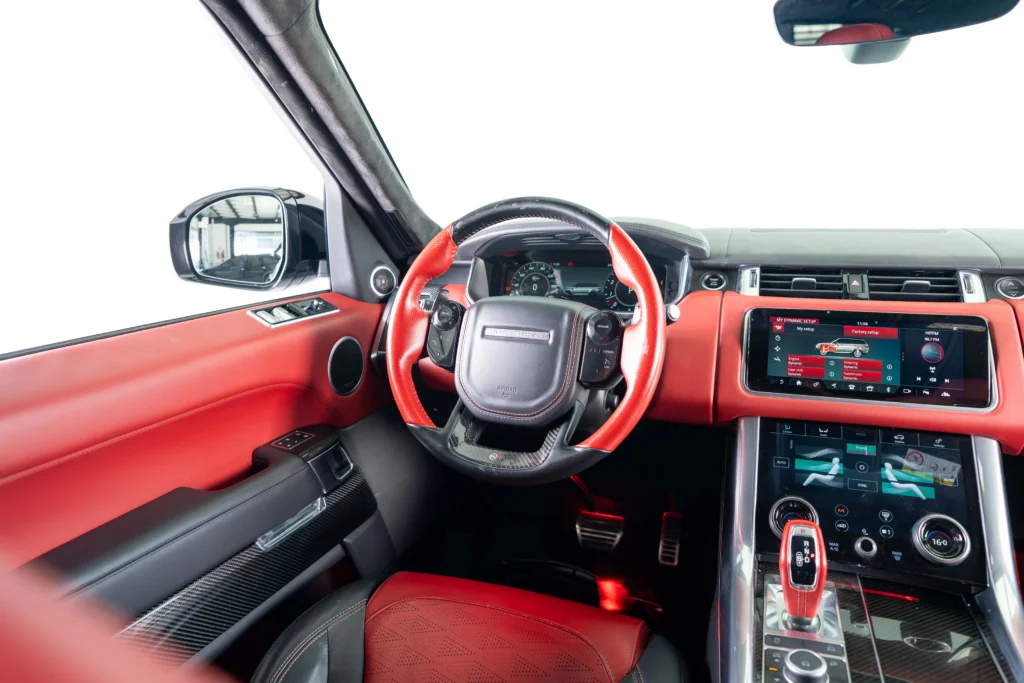 Range Rover Sport SVR Ultimate Edition Image