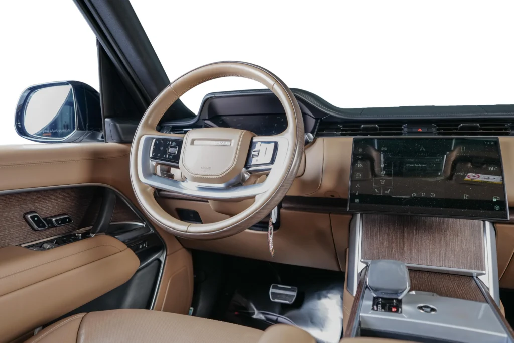 Land Rover Range Rover P530 HSE Image