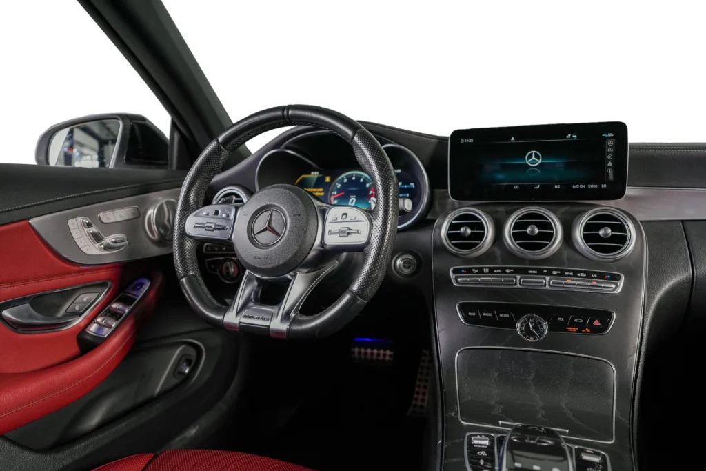 Mercedes Benz C43 Image