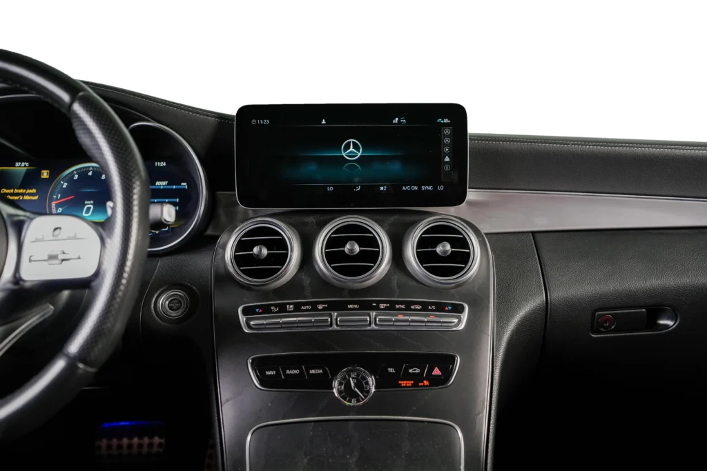 Mercedes Benz C43 Image