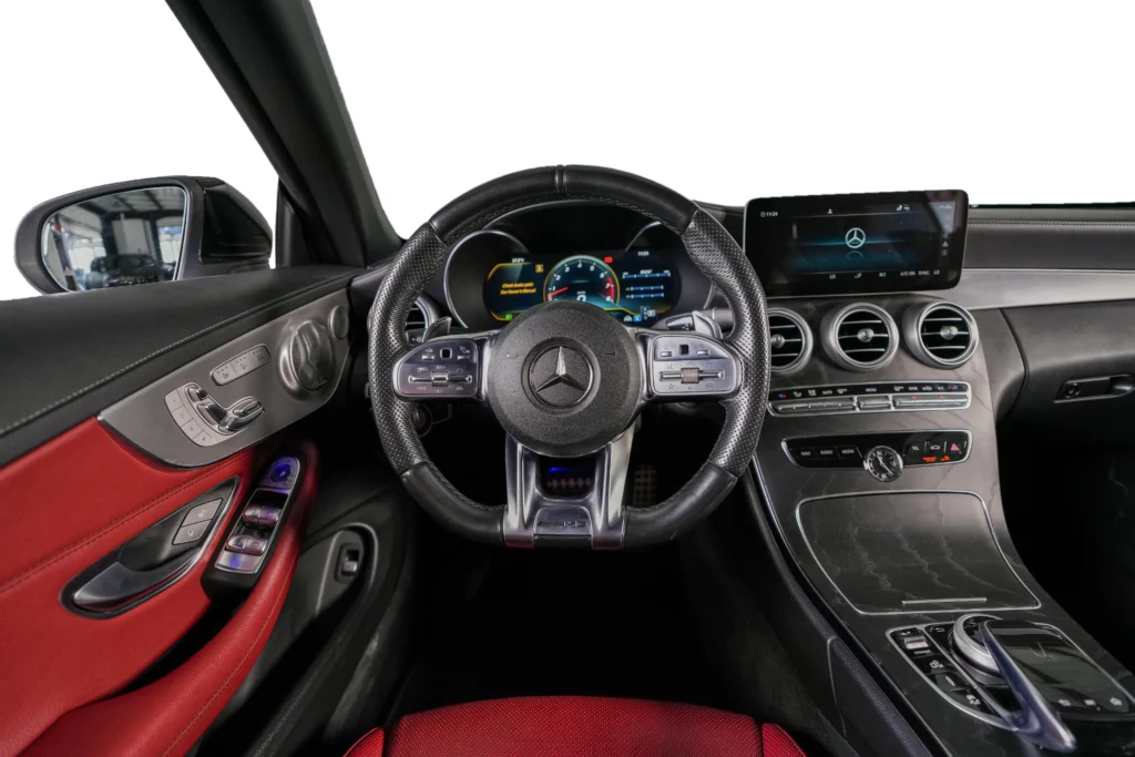 Mercedes Benz C43 Image