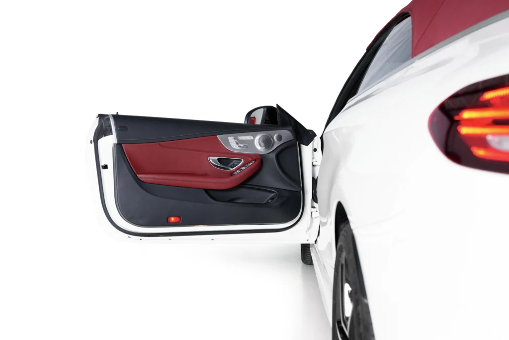 Mercedes Benz C43 Image