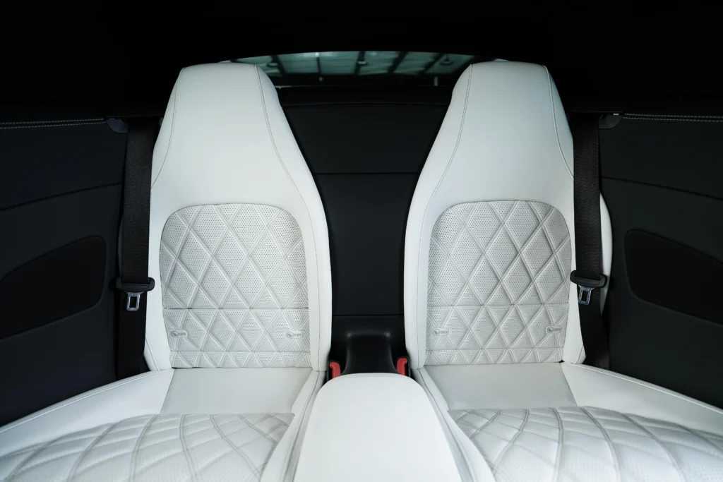 Mercedes-Benz SL-Class SL 63 AMG – Image 21