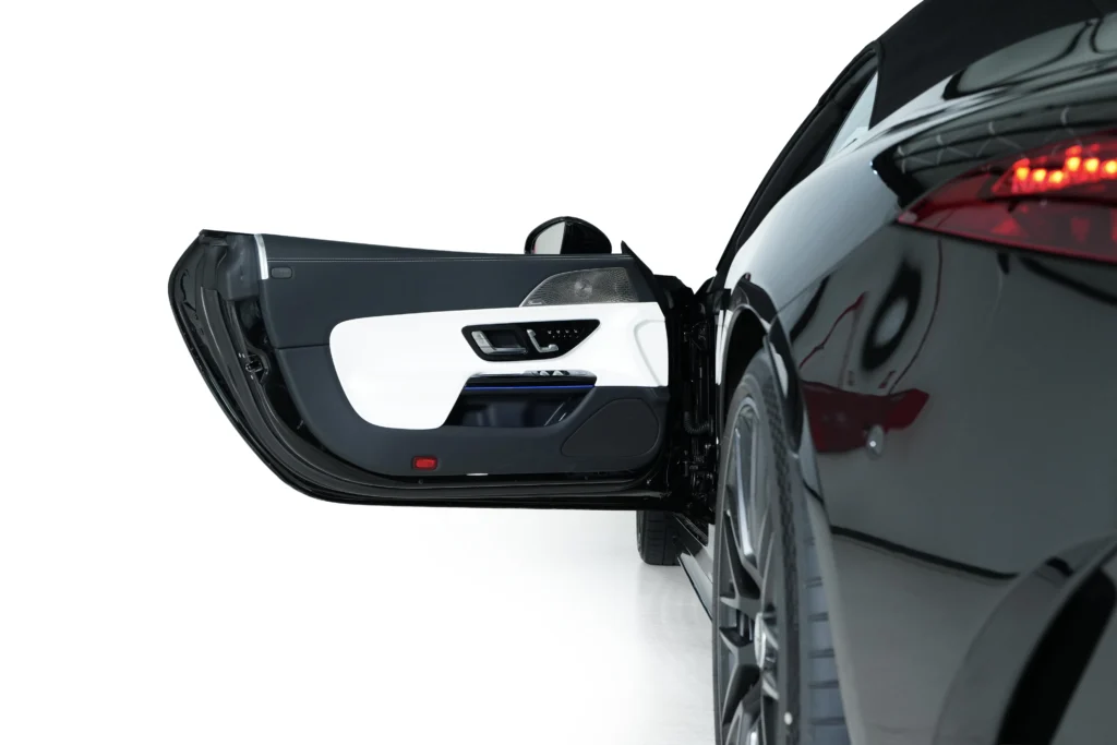 Mercedes-Benz SL-Class SL 63 AMG – Image 20