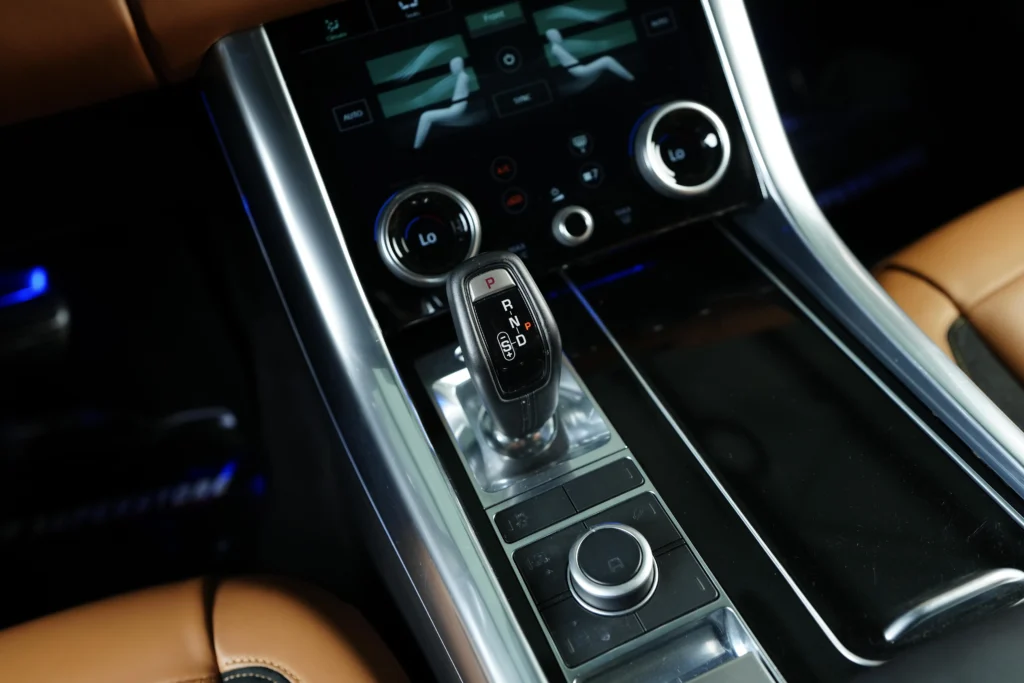 Range Rover Sport HSE Dynamic – Image 12