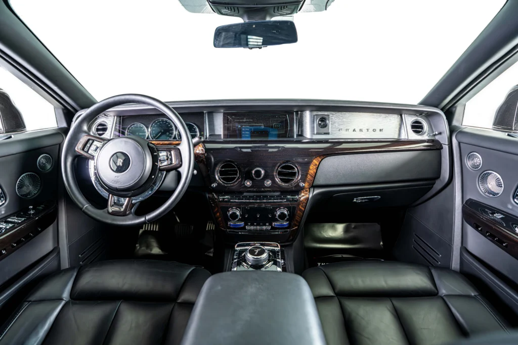 Rolls Royce Phantom Image