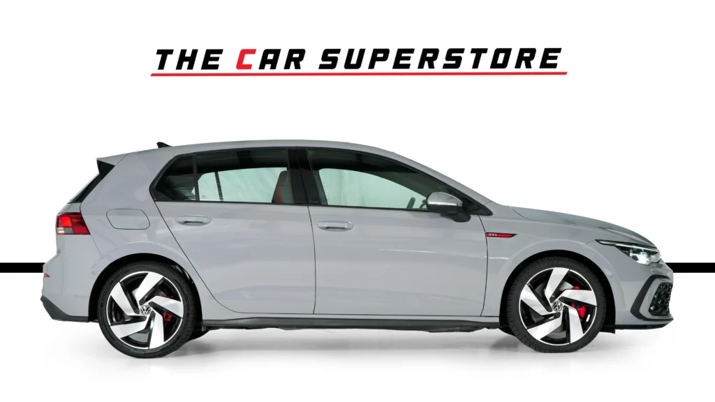 Volkswagen Golf GTI Image