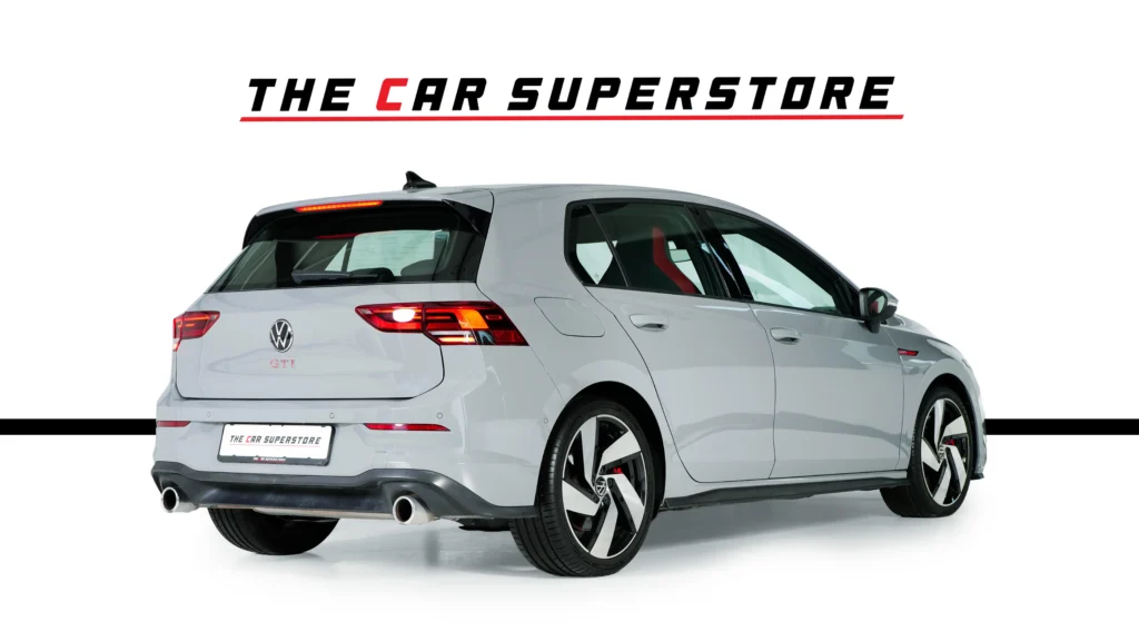 Volkswagen Golf GTI Image
