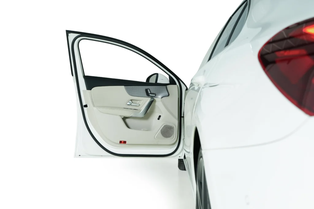 MERCEDES-BENZ A200 Image
