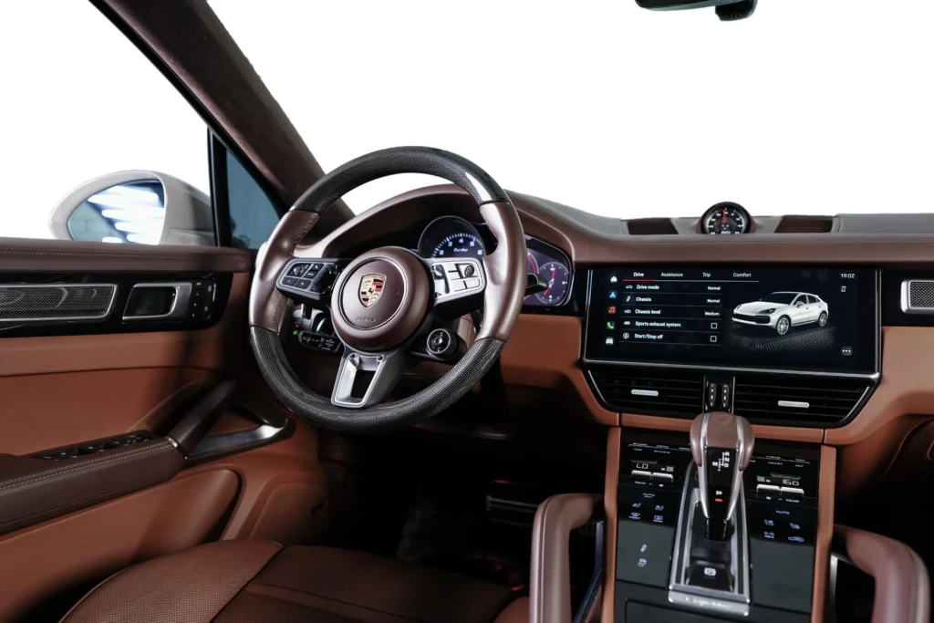 Porsche Cayenne Coupe Turbo Image