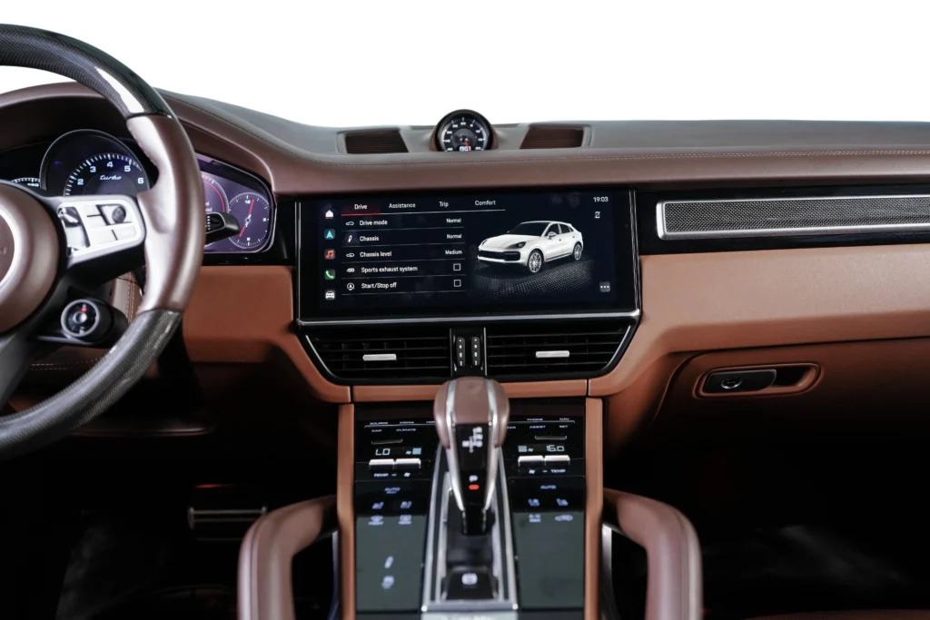 Porsche Cayenne Coupe Turbo Image