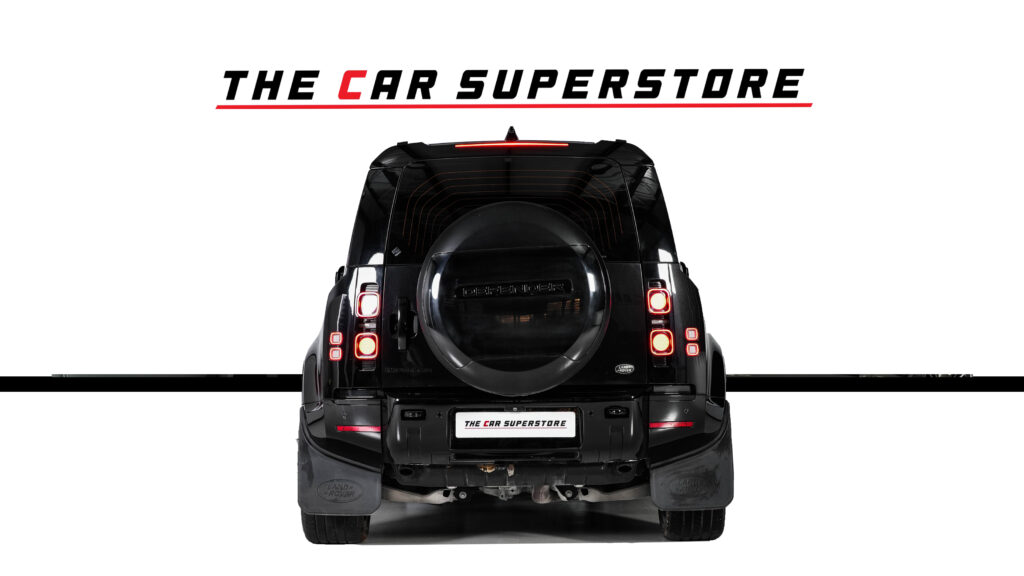 Land Rover Defender 110 P400 X Dynamic Image