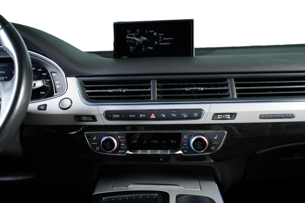 Audi Q7 55 TFSI Image