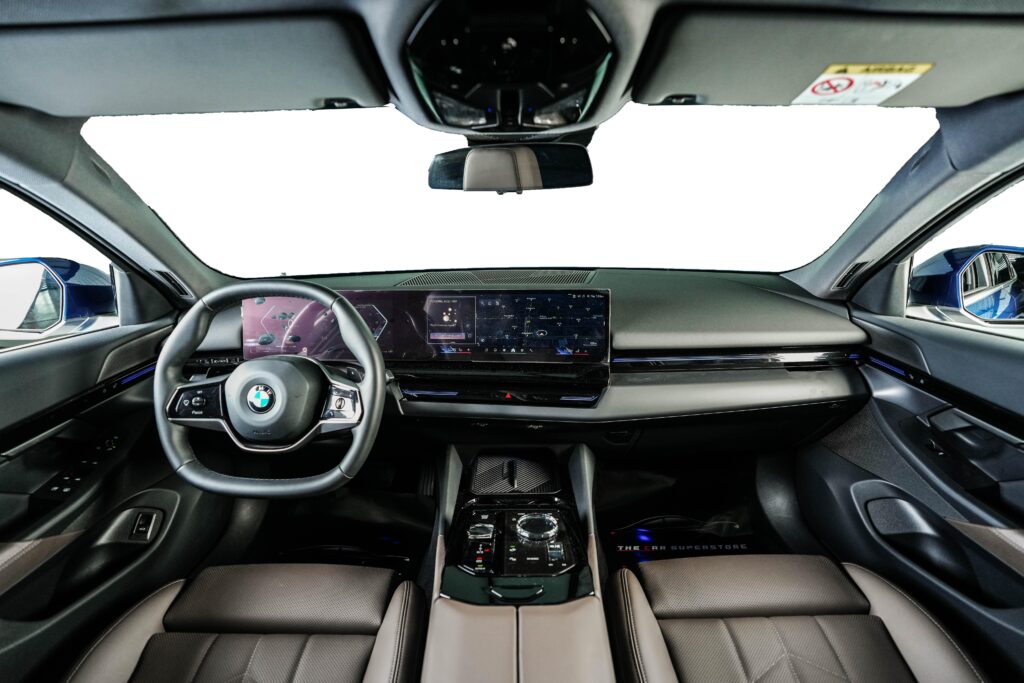 BMW 530i Pure Image