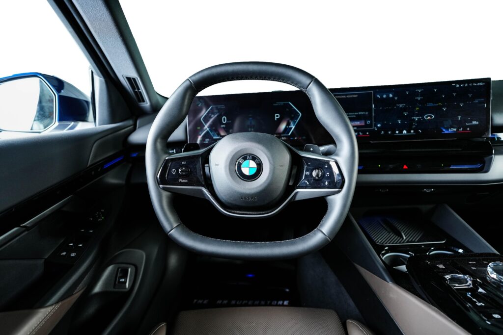 BMW 530i Pure Image