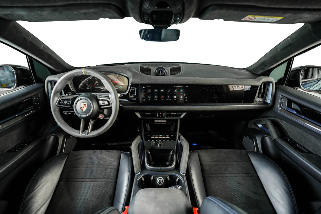 Porsche Cayenne Turbo GT Image