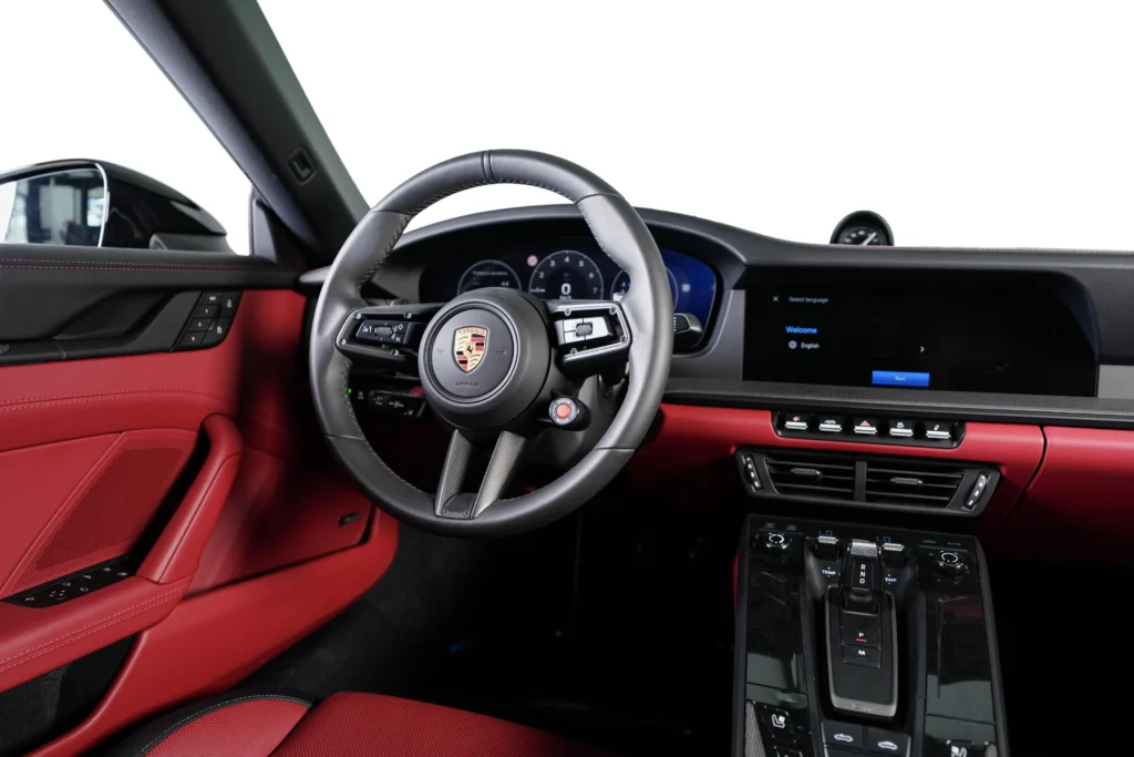 Porsche Carrera 4 GTS Cabriolet Image