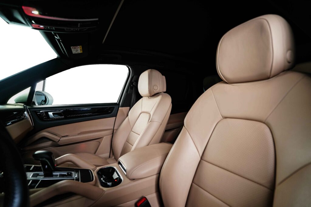 Porsche Cayenne Image
