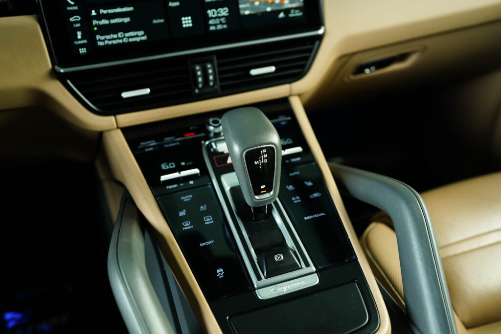 Porsche Cayenne Image