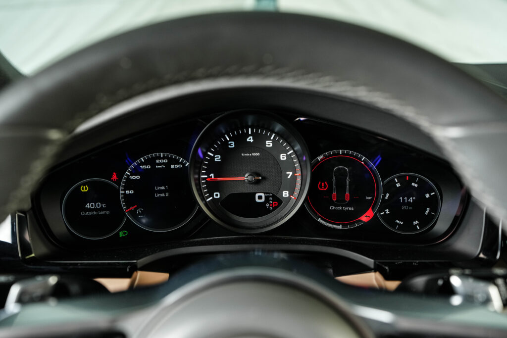 Porsche Cayenne Image