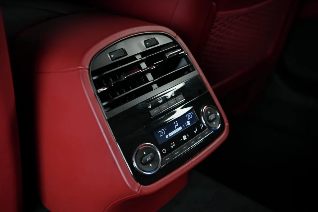 Maserati Quattroporte GranSport – Image 20