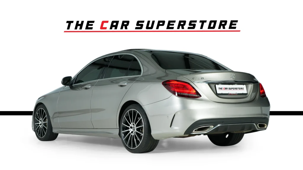 Mercedes-Benz C200 Image