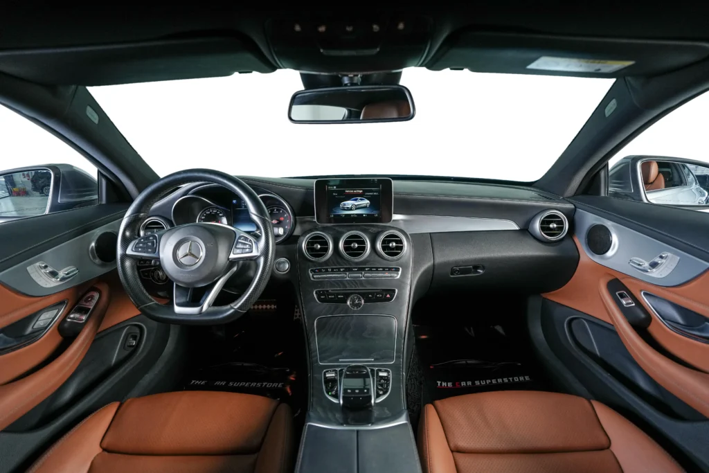 Mercedes Benz C200 Coupe Image