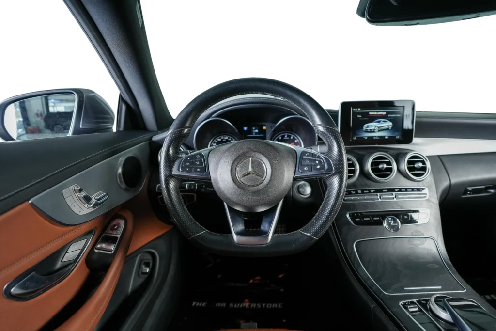 Mercedes Benz C200 Coupe Image